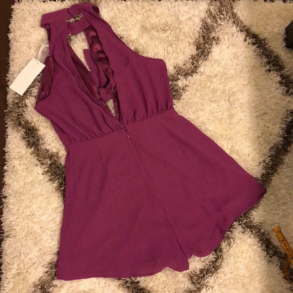 Lush Gigi mock chocker tie front romper - Picture 7 of 8